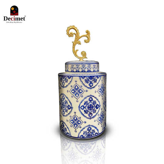 Chinoi Style Porcelain Vase