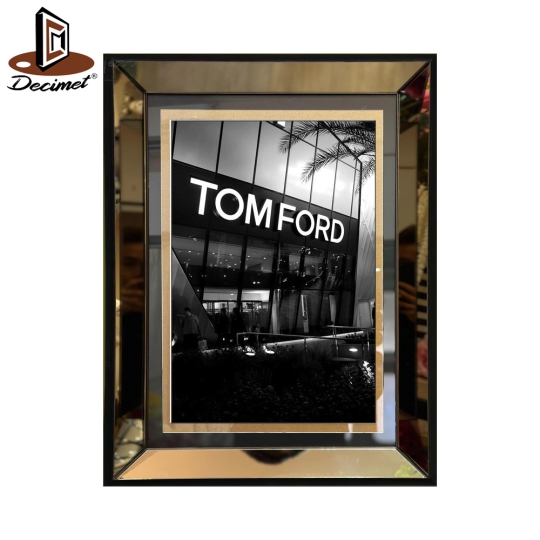 Tranh Khung Gương Trà Tom Ford Store B&W