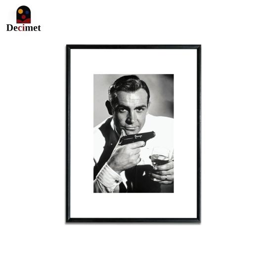 Tranh Khung Composite Đen Mỏng Sean Connery 