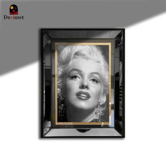 Black Mirror Frame Painting Marilyn Monroe