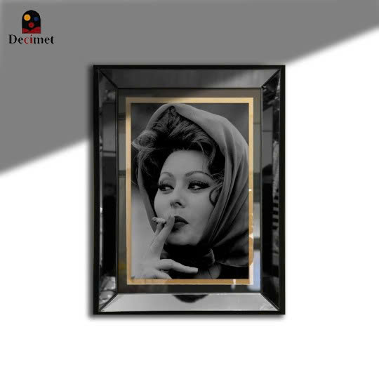 Black Mirror Frame Painting Sophia Loren