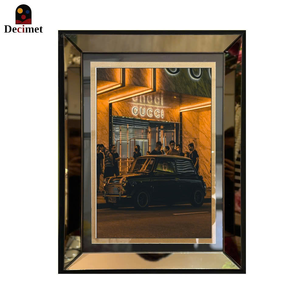 Tranh Khung Gương Trà Gucci In HongKong